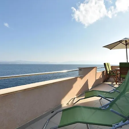 Holiday Home Tepli Bok IV Rogač