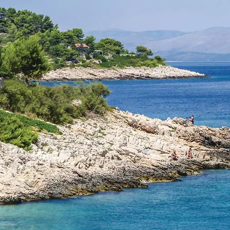 Holiday Home Tepli Bok IV * Rogač